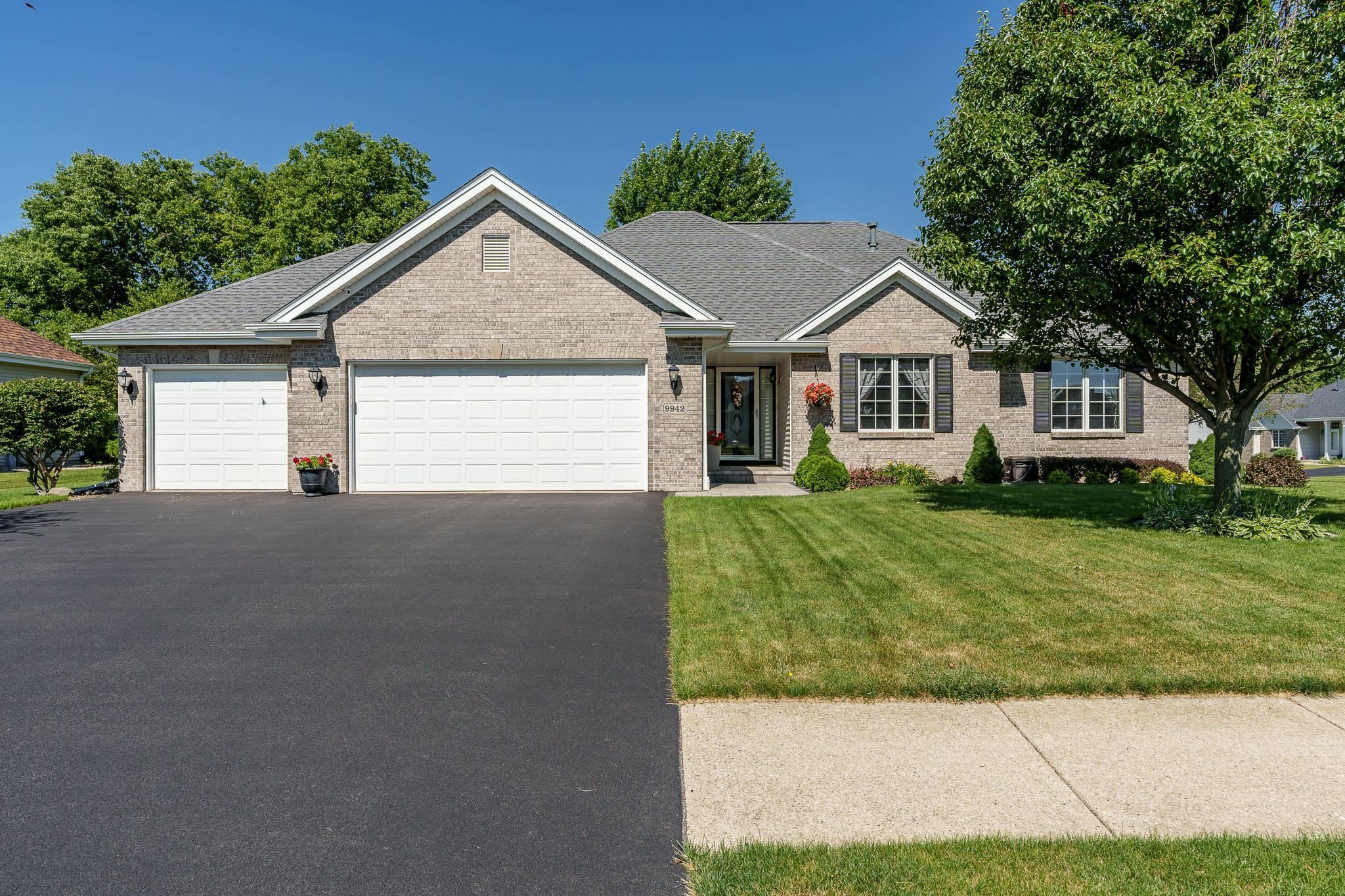 Property Photo:  9942 Prairie Willow Place  IL 61073 