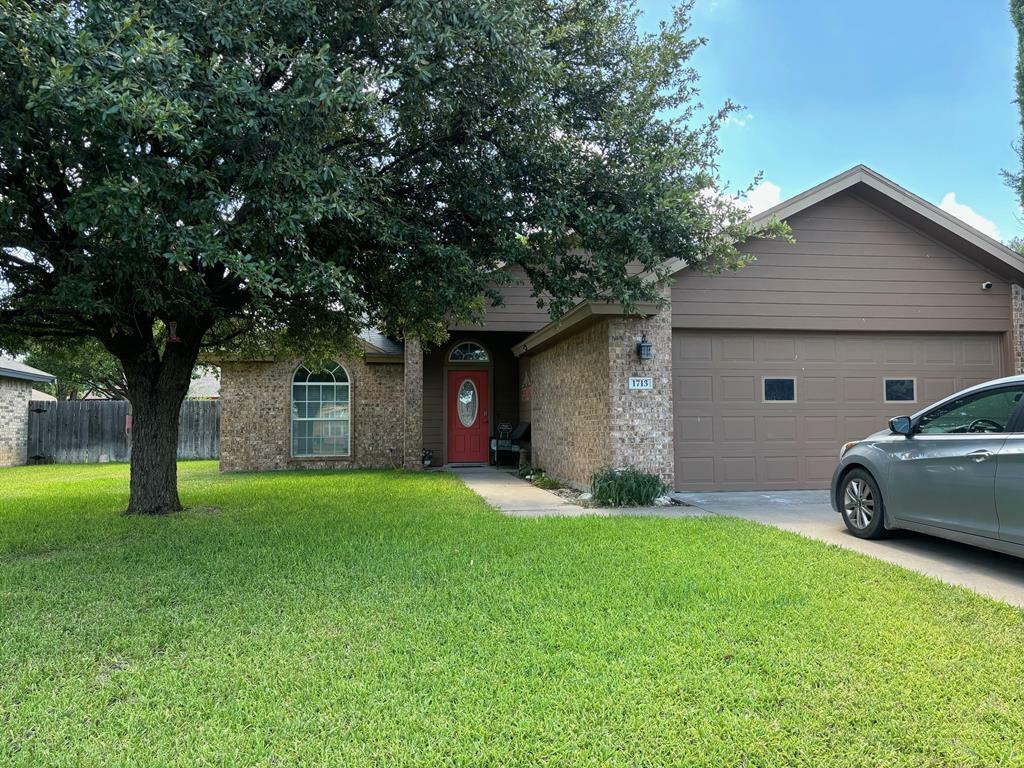 Property Photo:  1713 Cordell Dr  TX 76901 