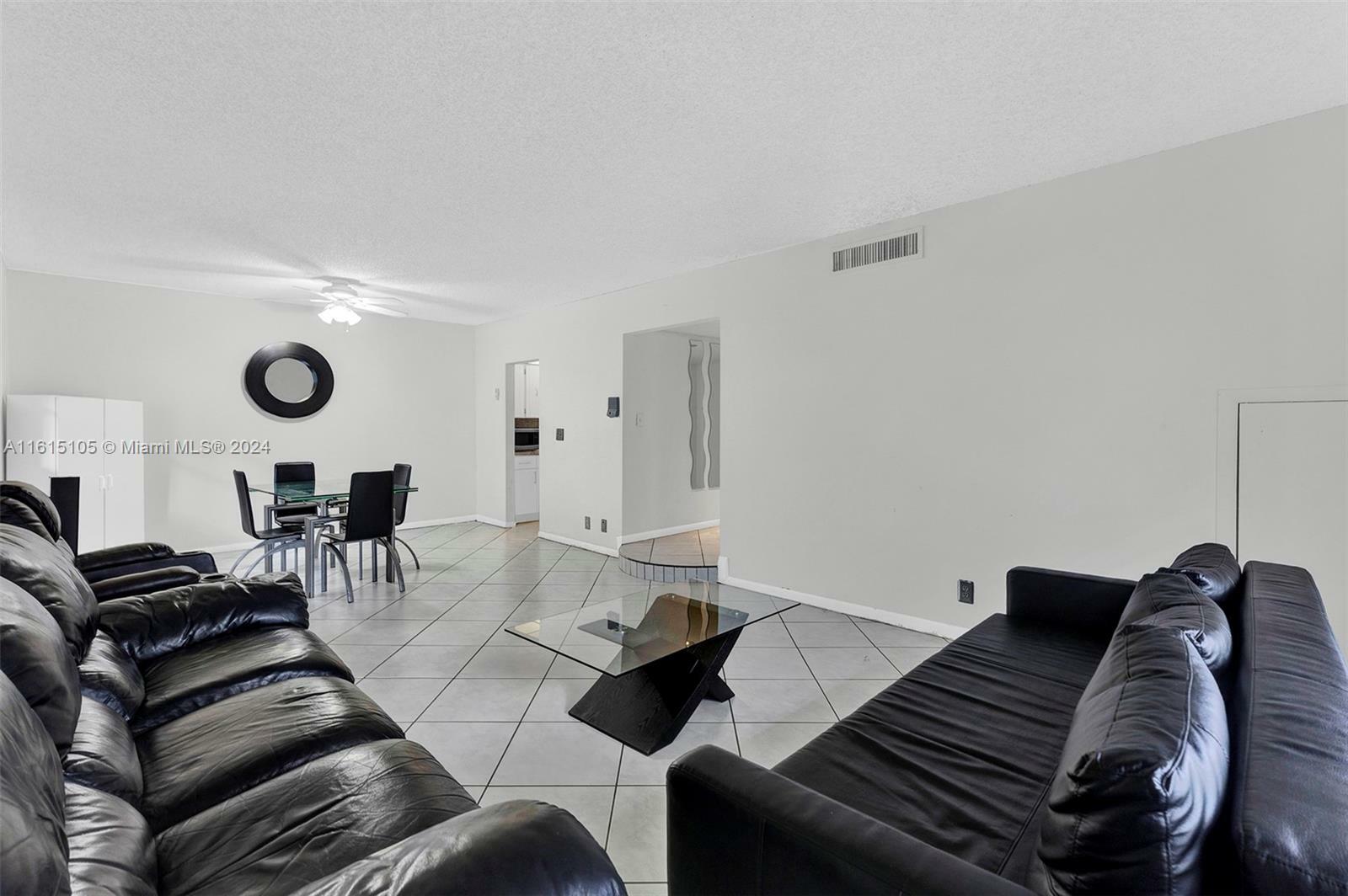 Property Photo:  2700 S University Dr 4B  FL 33328 