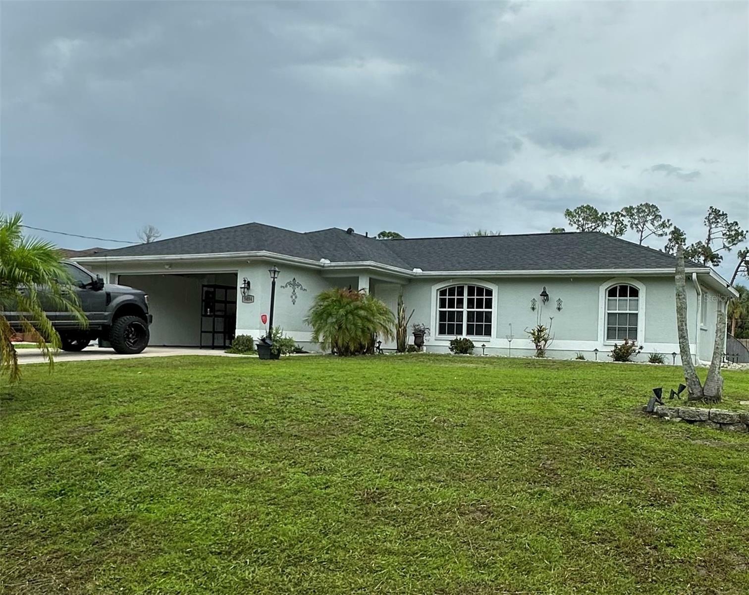 Property Photo:  5484 Sister Terrace  FL 34286 