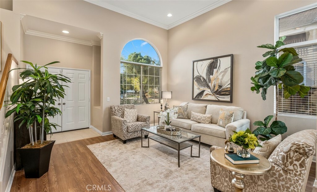 Property Photo: 368 Redwing Circle CA 92882