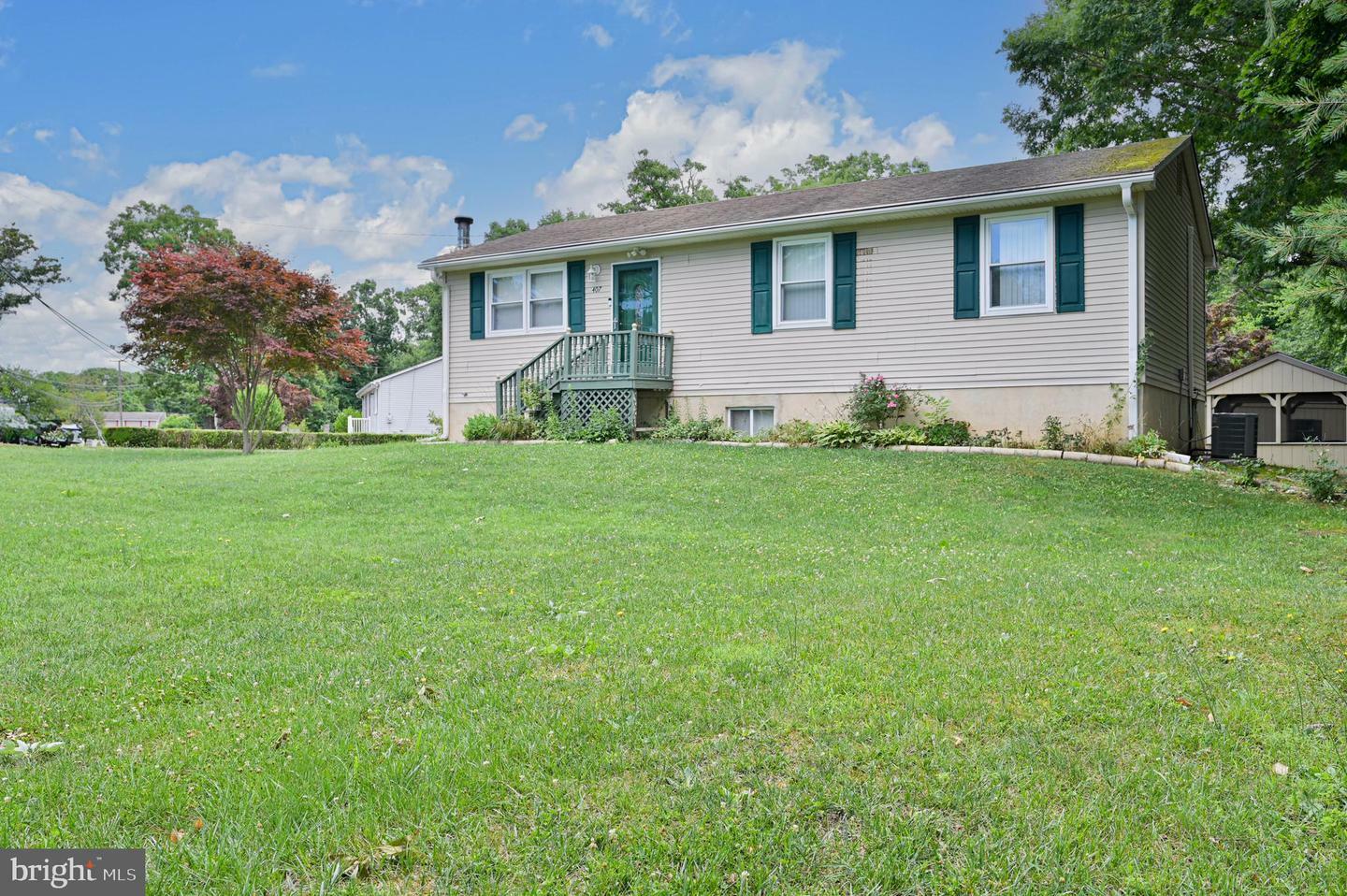 Property Photo:  407 W Summer Road  NJ 08326 