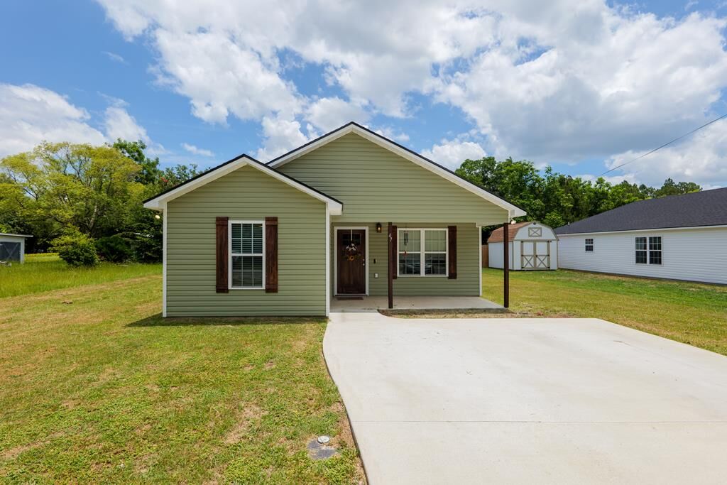 Property Photo: 47 Howell Drive GA 31635