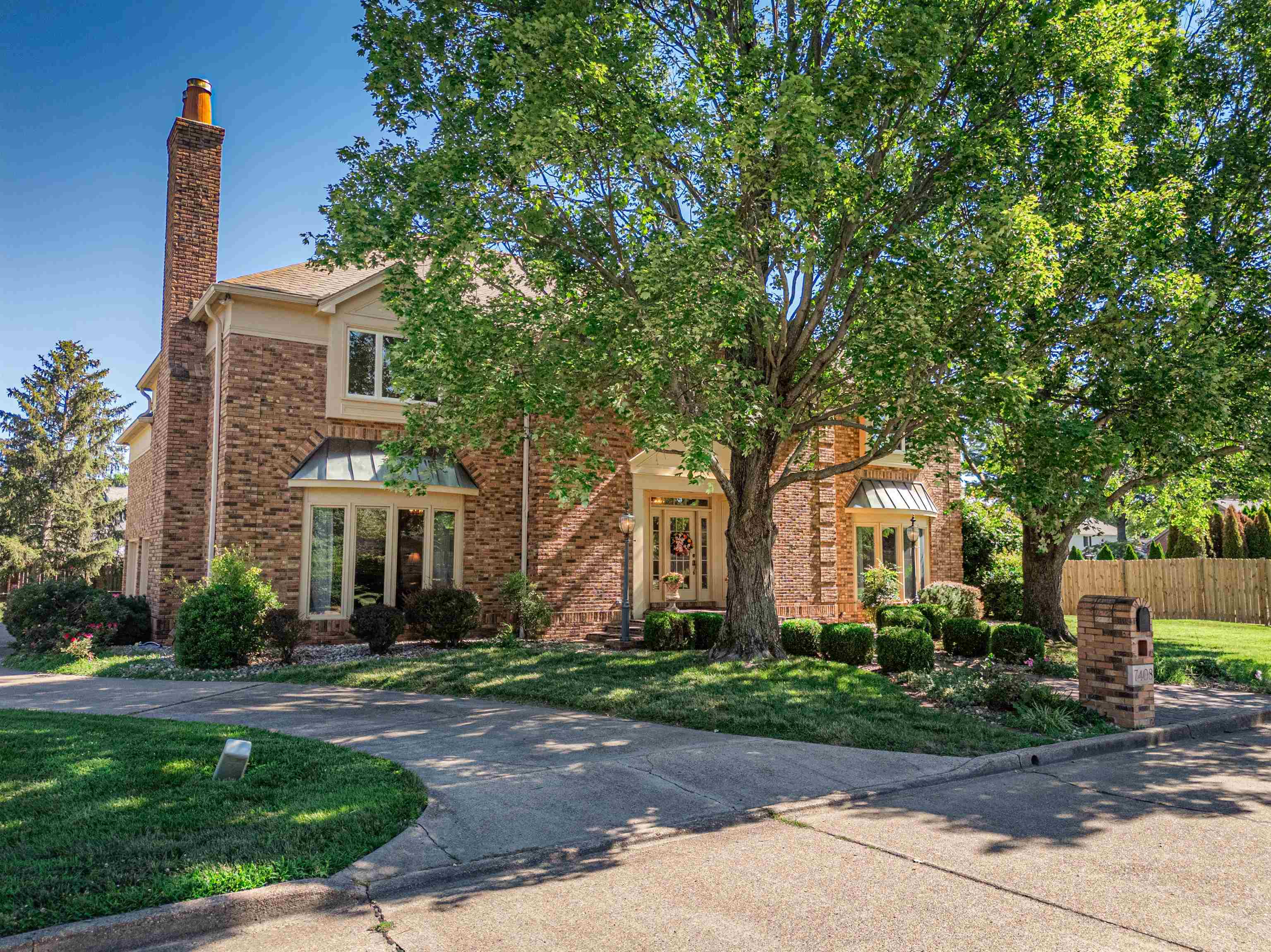 Property Photo: 7408 E Walnut Street IN 47715