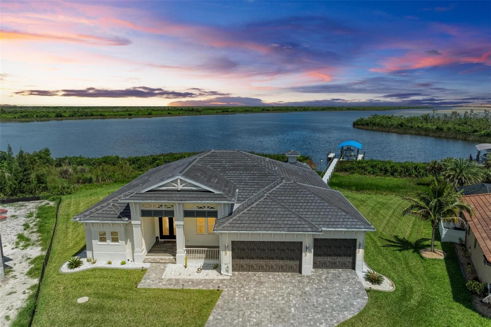Property Photo:  16147 Lankford Court  FL 33981 