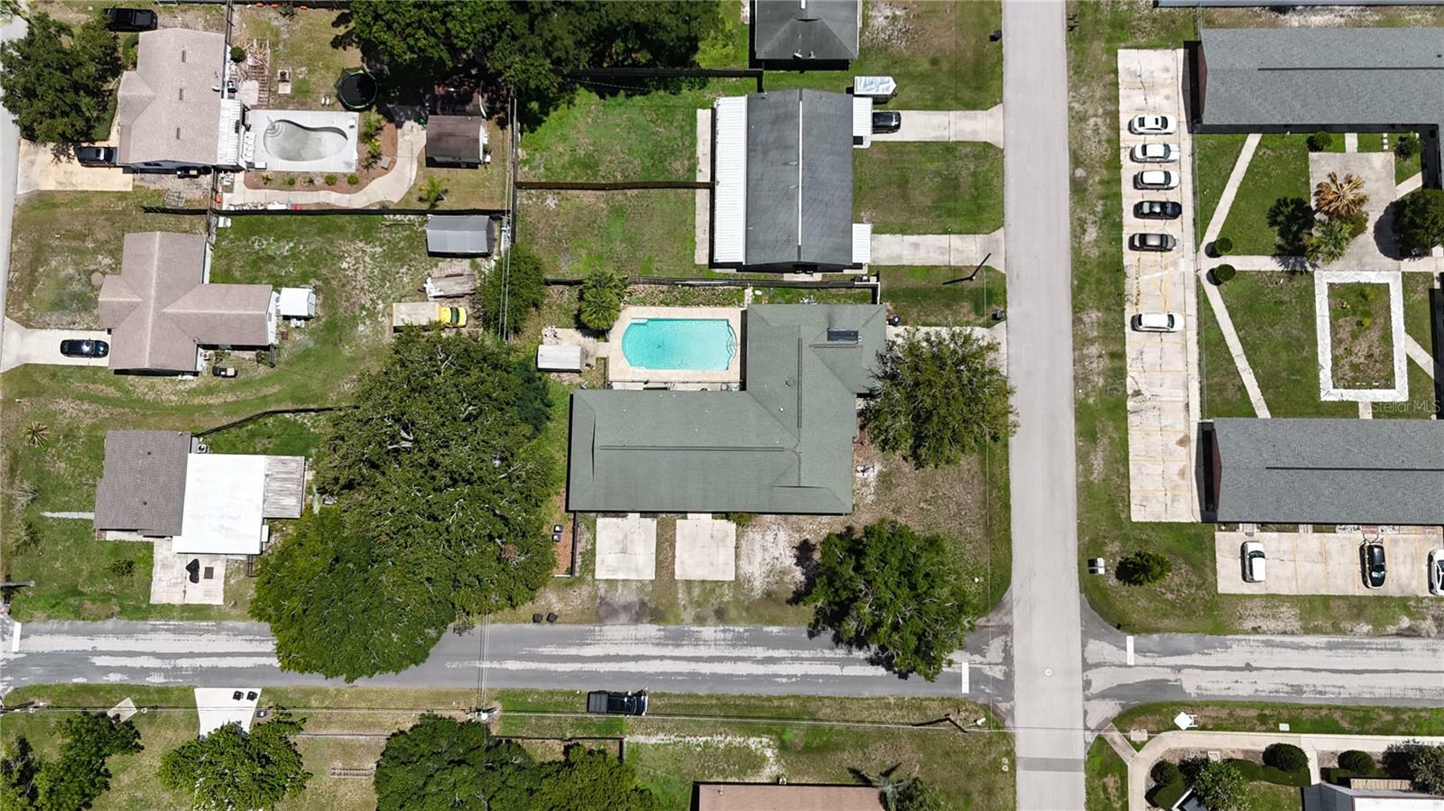 Property Photo:  1501 Montana Avenue  FL 34769 