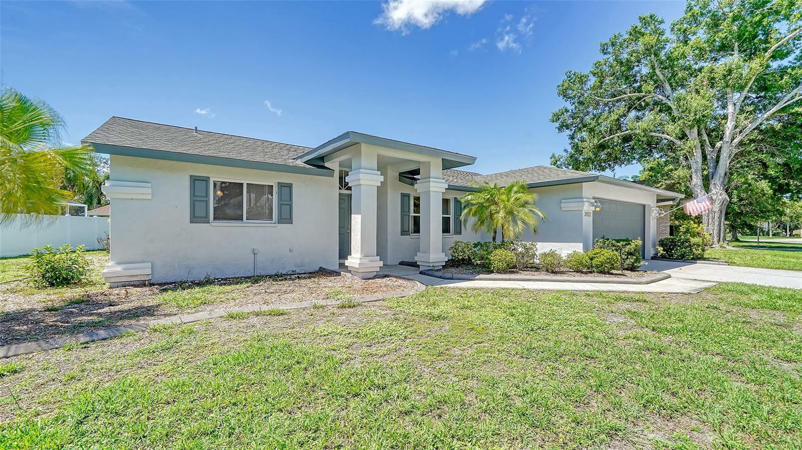 Property Photo:  3912 57th Drive E  FL 34203 