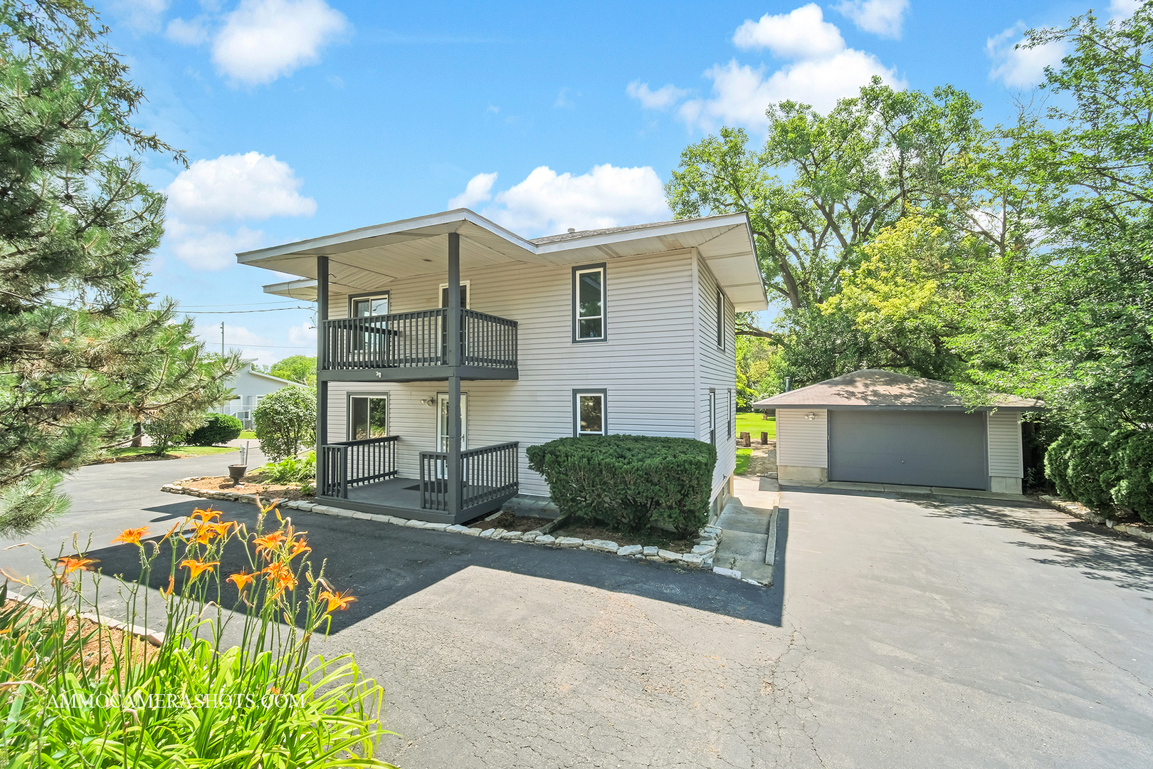 25W375 Plank Road  Naperville IL 60563 photo