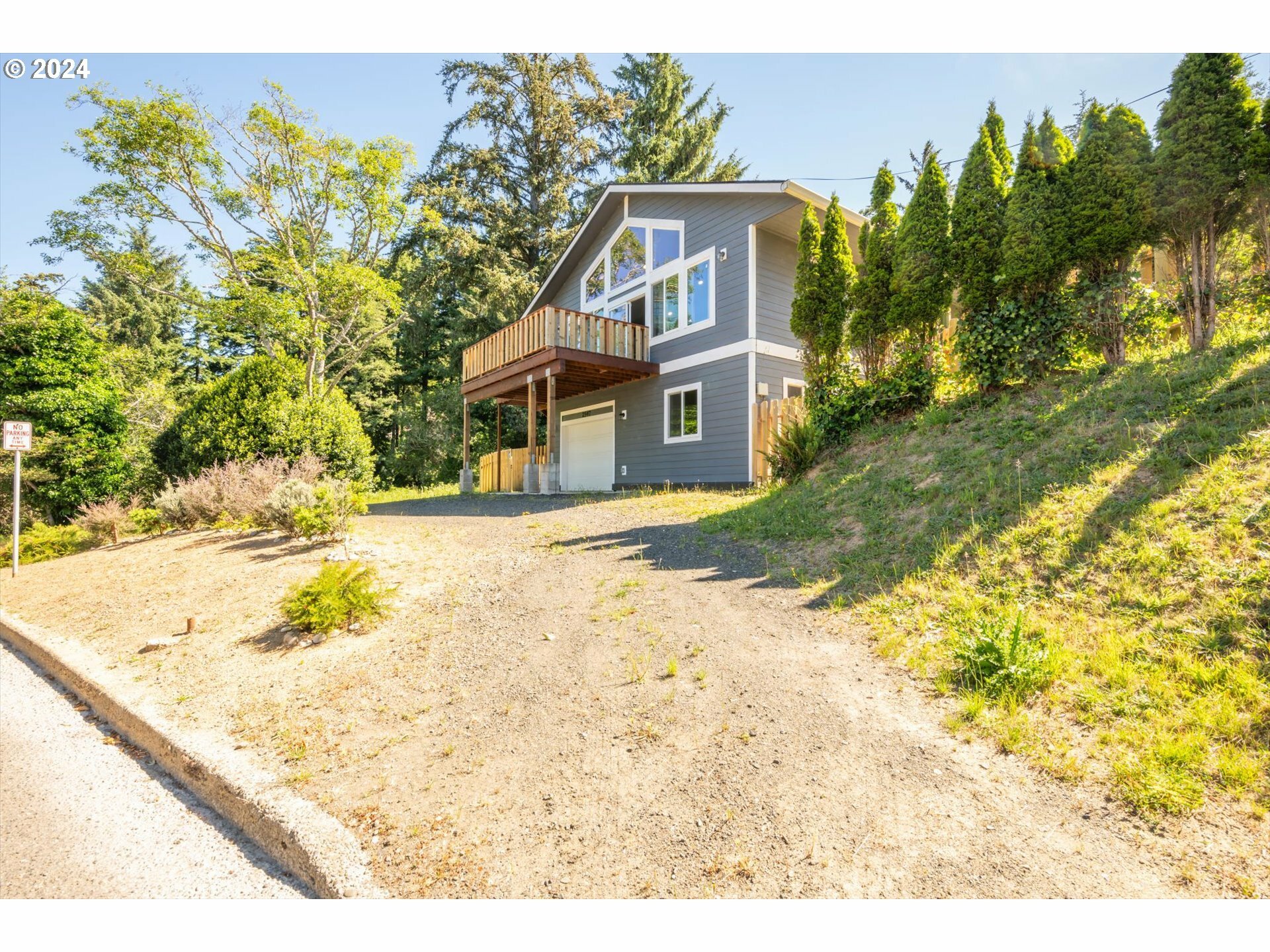 Property Photo:  2547 Pony Creek Rd  OR 97459 