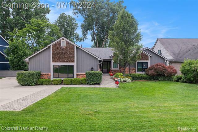 Property Photo:  3396  Benstein Rd  MI 48382 