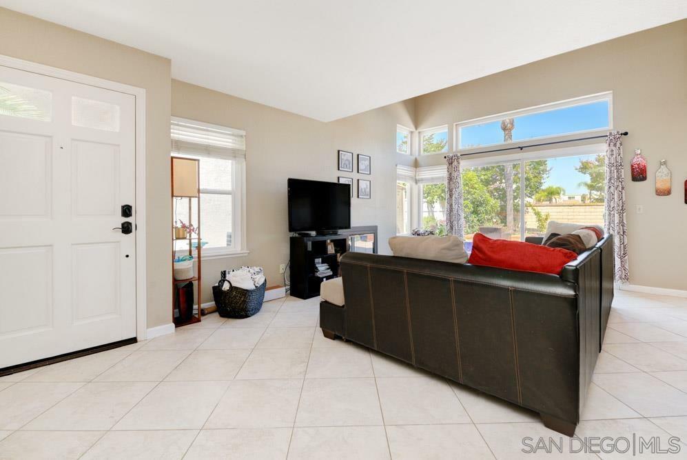 Property Photo:  4966 Corte Playa Palmera  CA 92124 