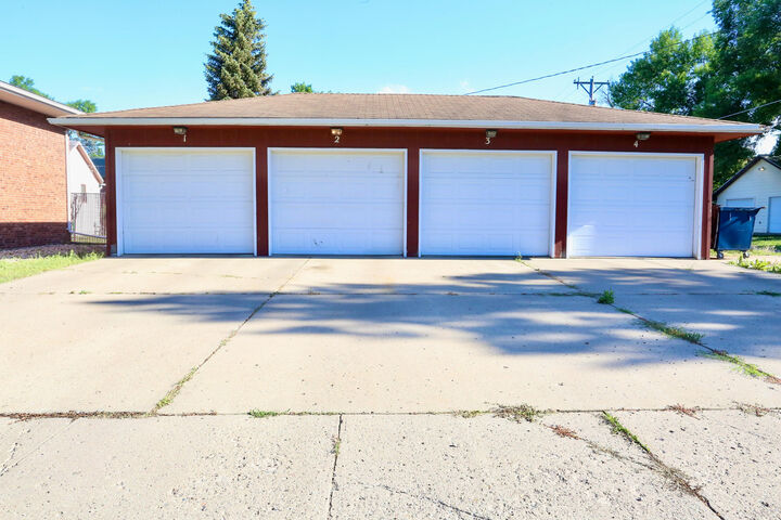 Property Photo:  620 5th Ave  SD 57401 