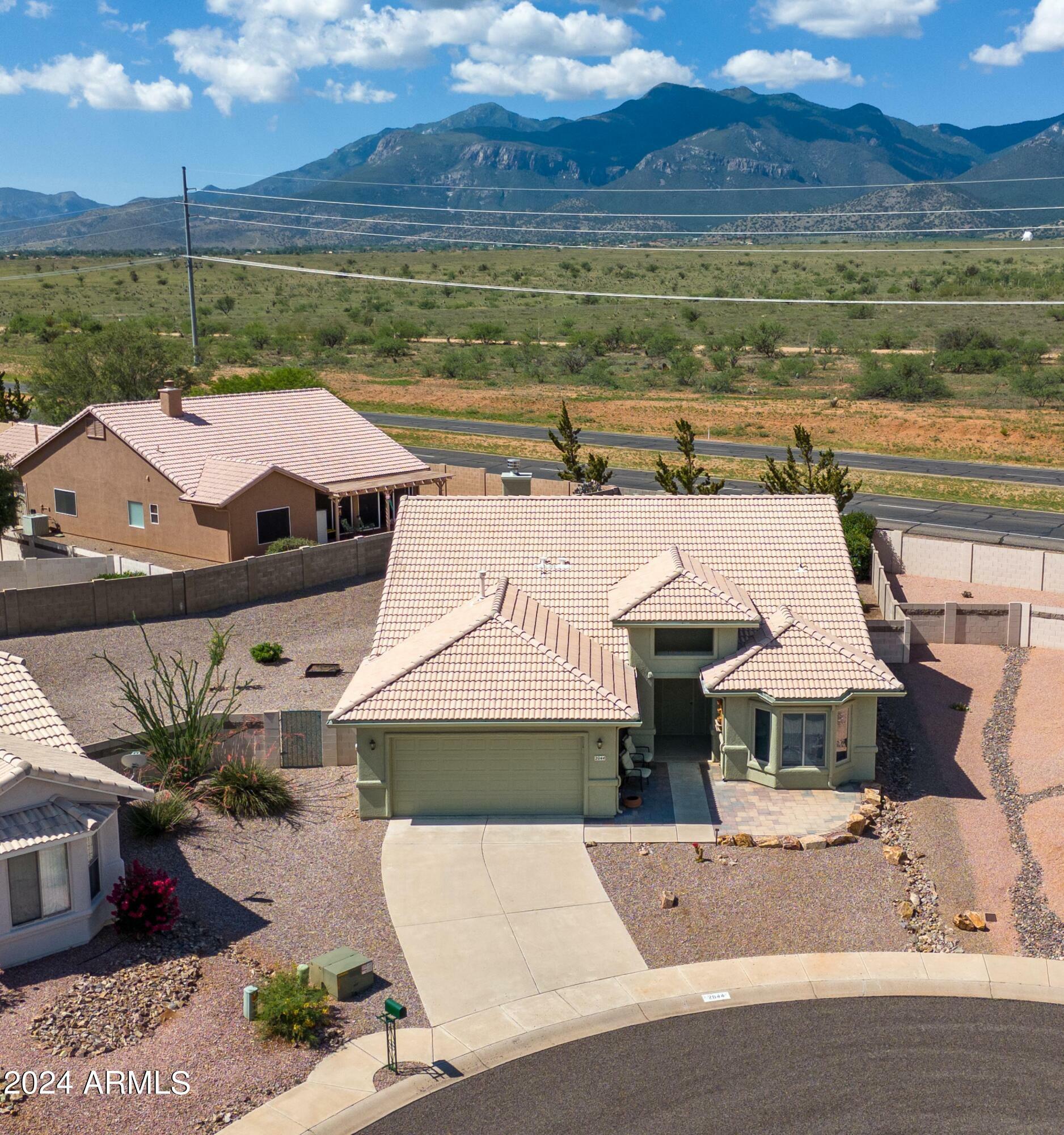 Property Photo:  2044 Deepwood Circle  AZ 85650 