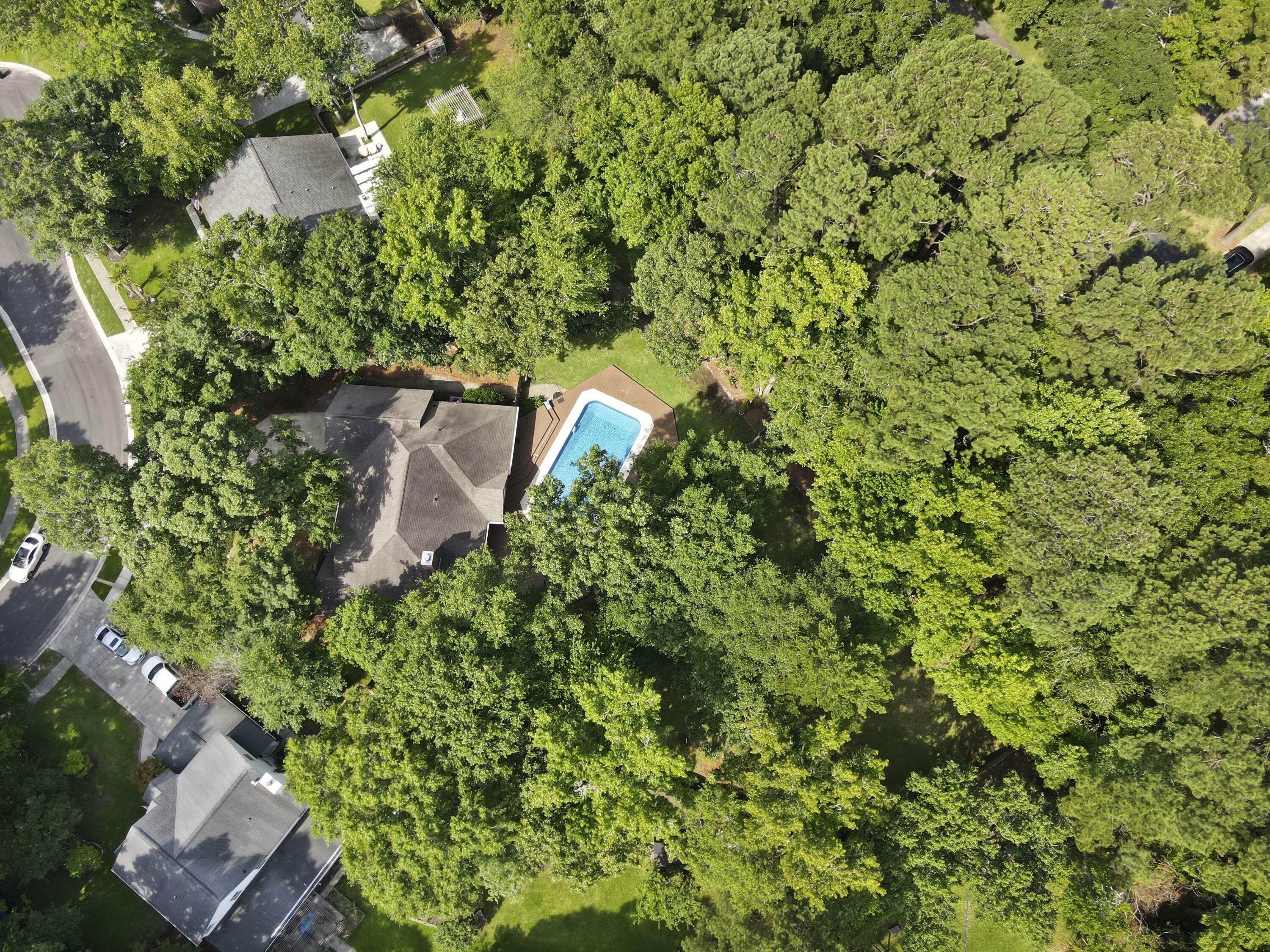 Property Photo: 106 Bonneau Court SC 29485