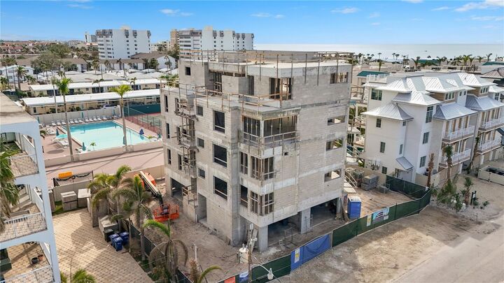 Property Photo: 1150 Windsong Lane 300 FL 34242