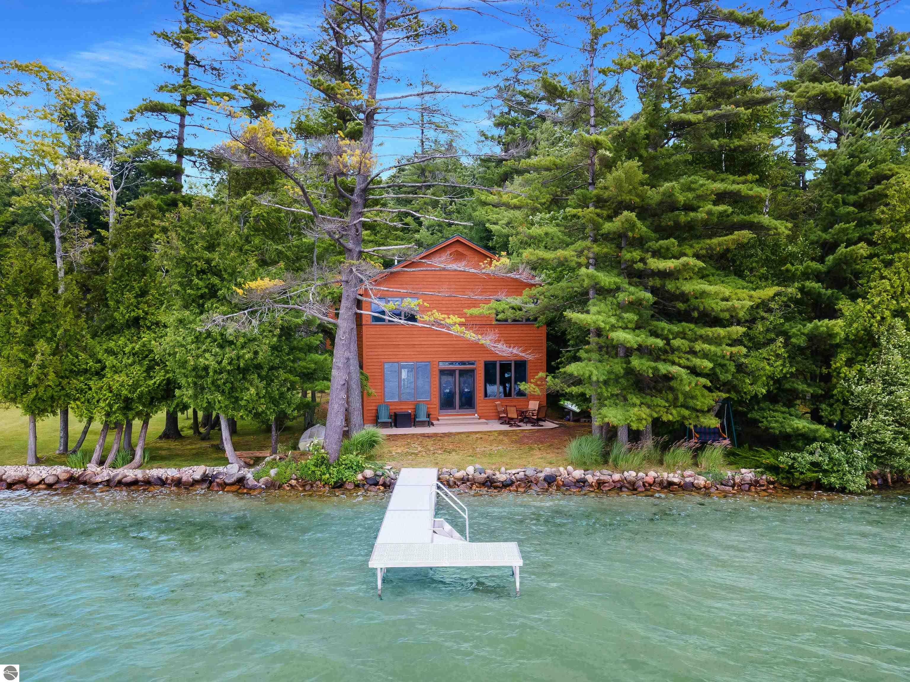 7276 Williams Court  Elk Rapids MI 49629-9774 photo