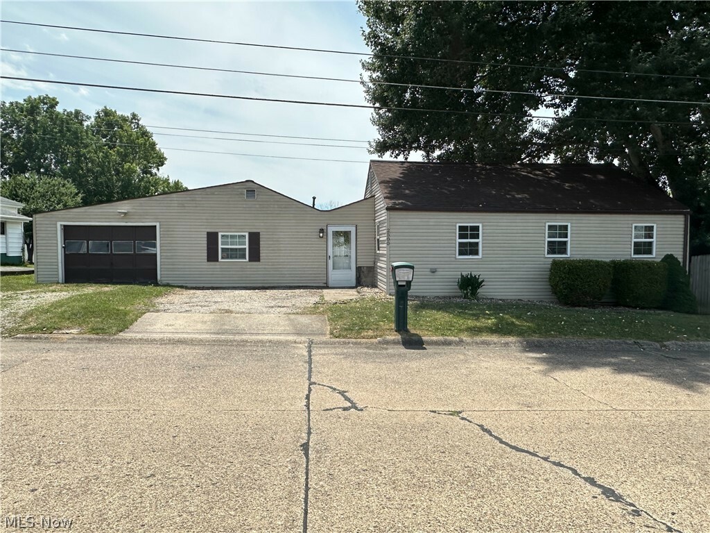 Property Photo:  2500 40th Street  WV 26104 