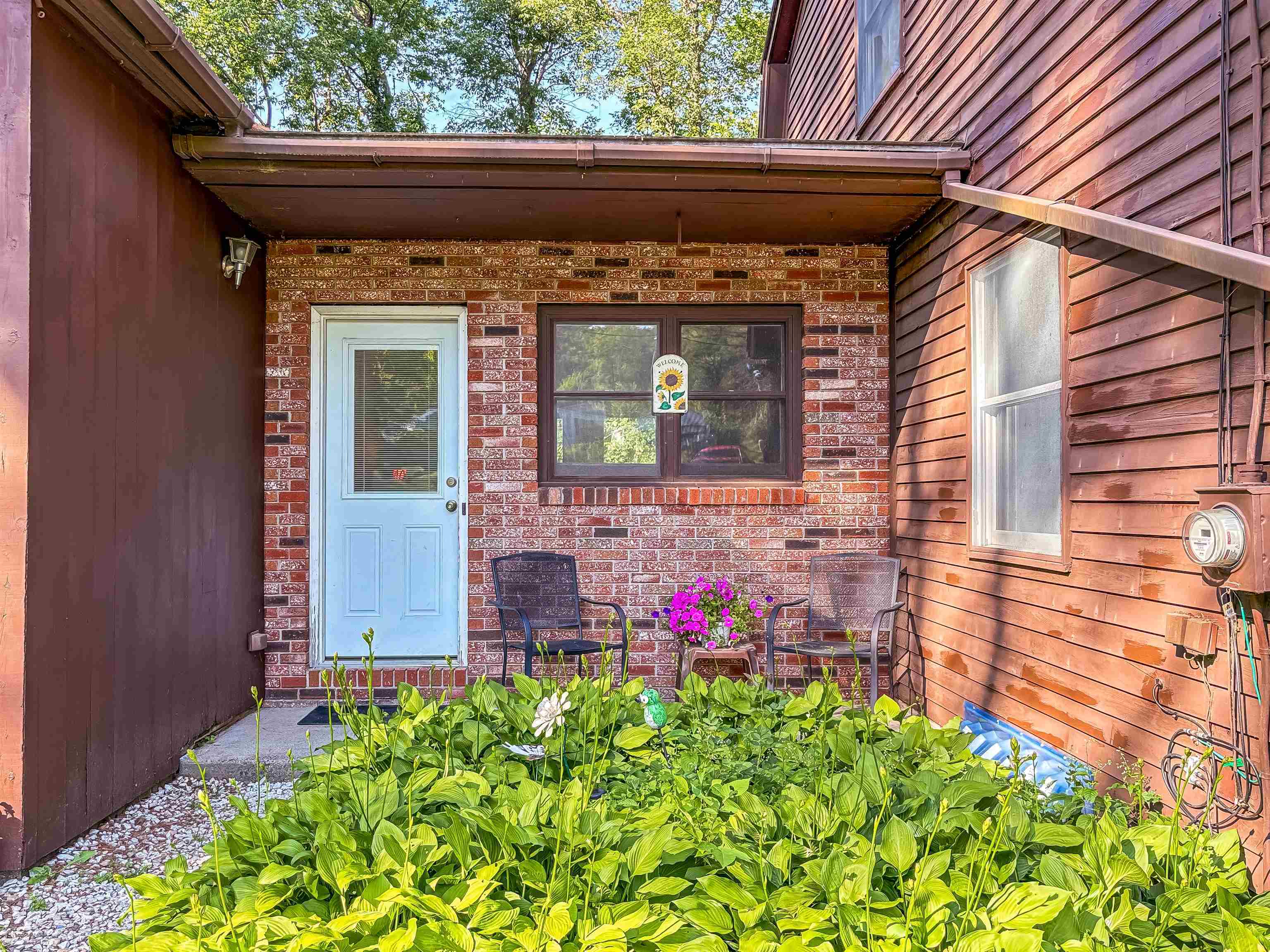 Property Photo: 20 Sugar River Drive NH 03743