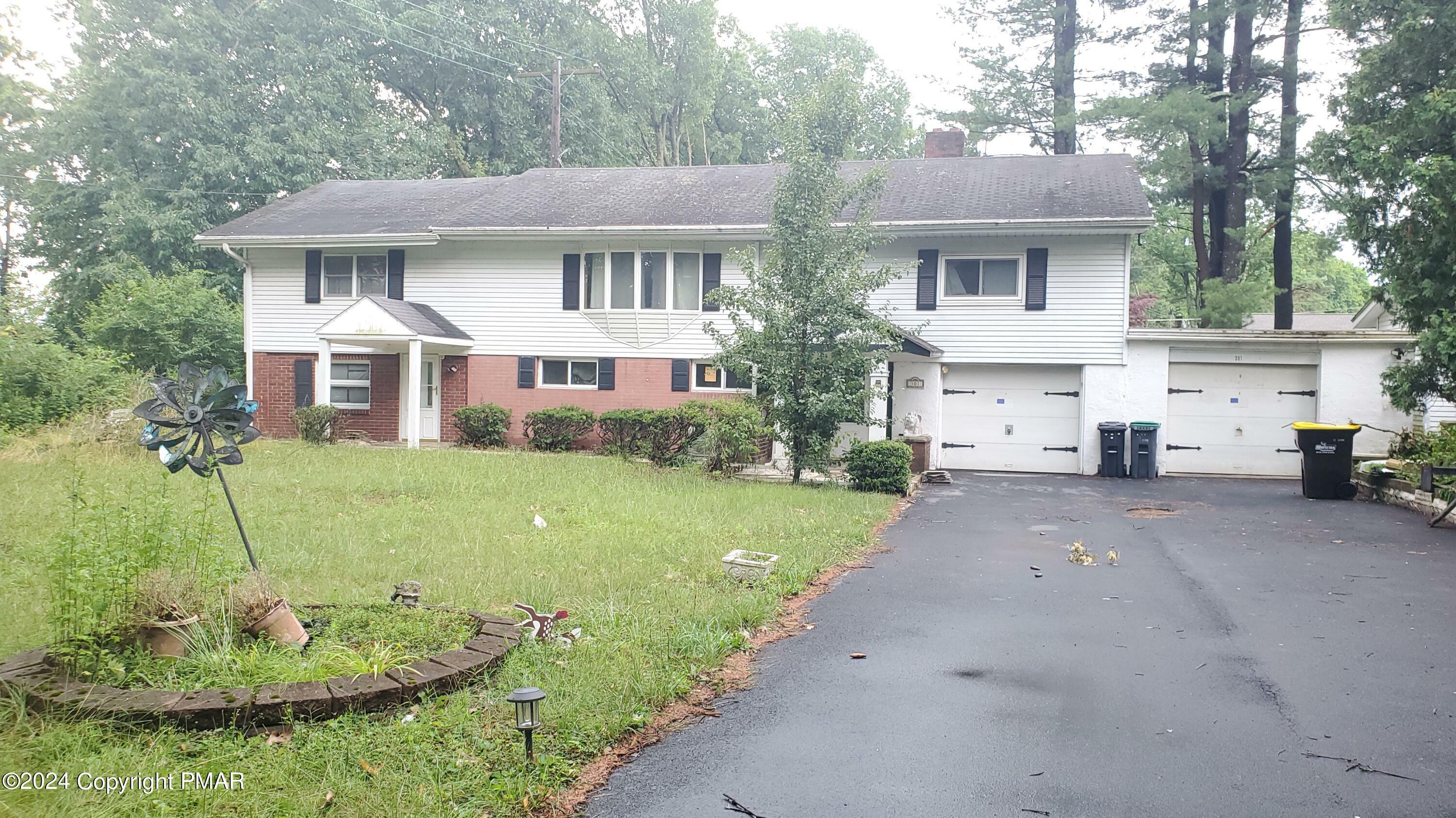 Property Photo:  301 Lupine Avenue  PA 18360 