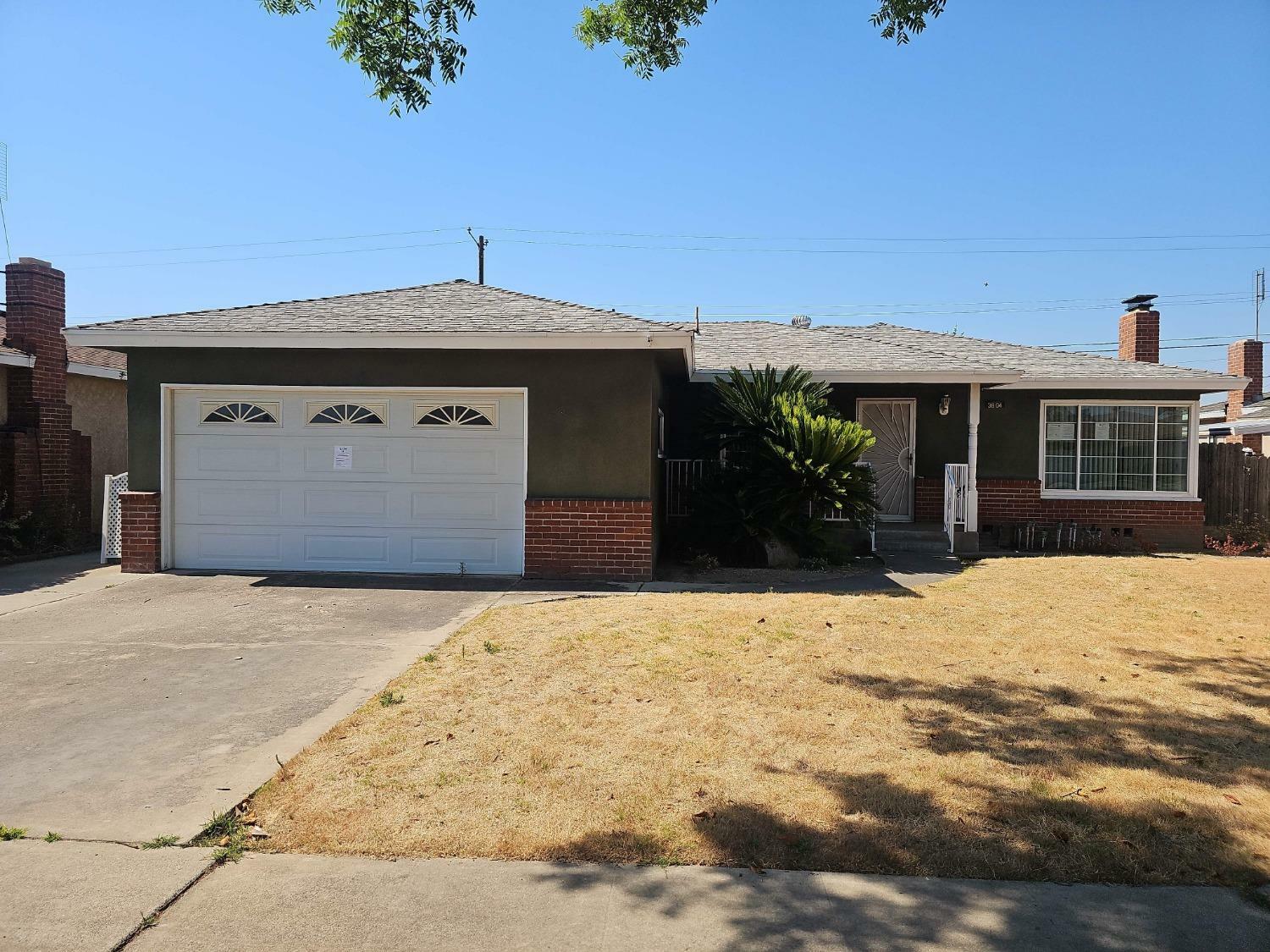 Property Photo:  3804 E Bellaire Way  CA 93726 