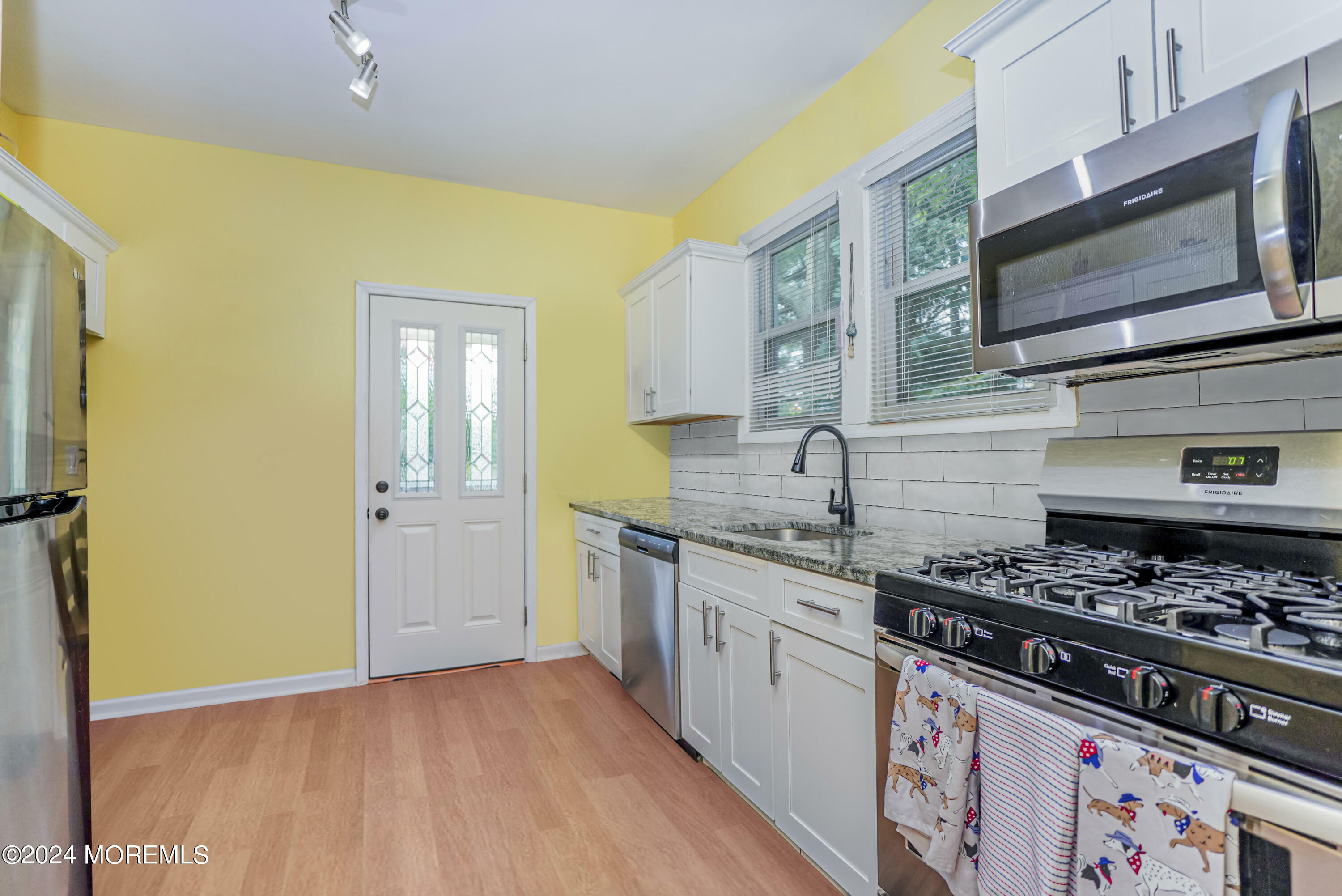 Property Photo:  3194 Washington Road  NJ 08859 