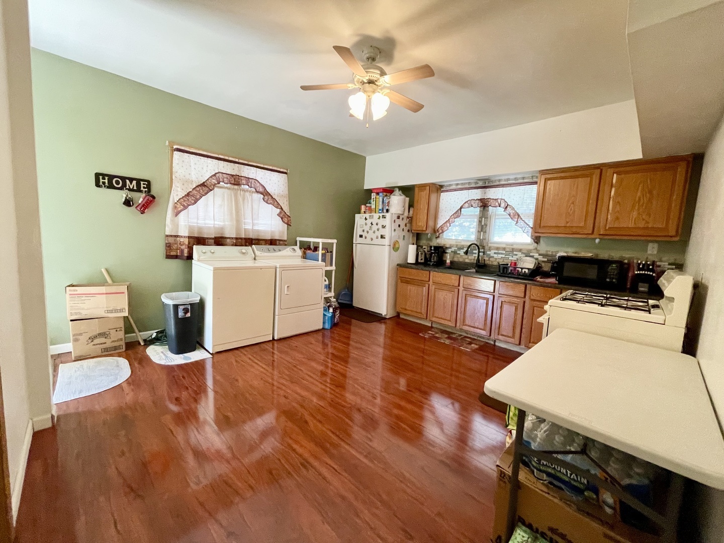 Property Photo:  217 Henderson Avenue  IL 60432 