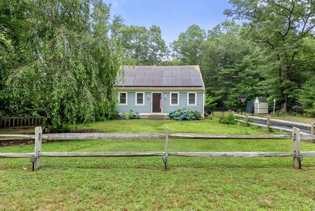 Property Photo:  64 Pond St  MA 02330 