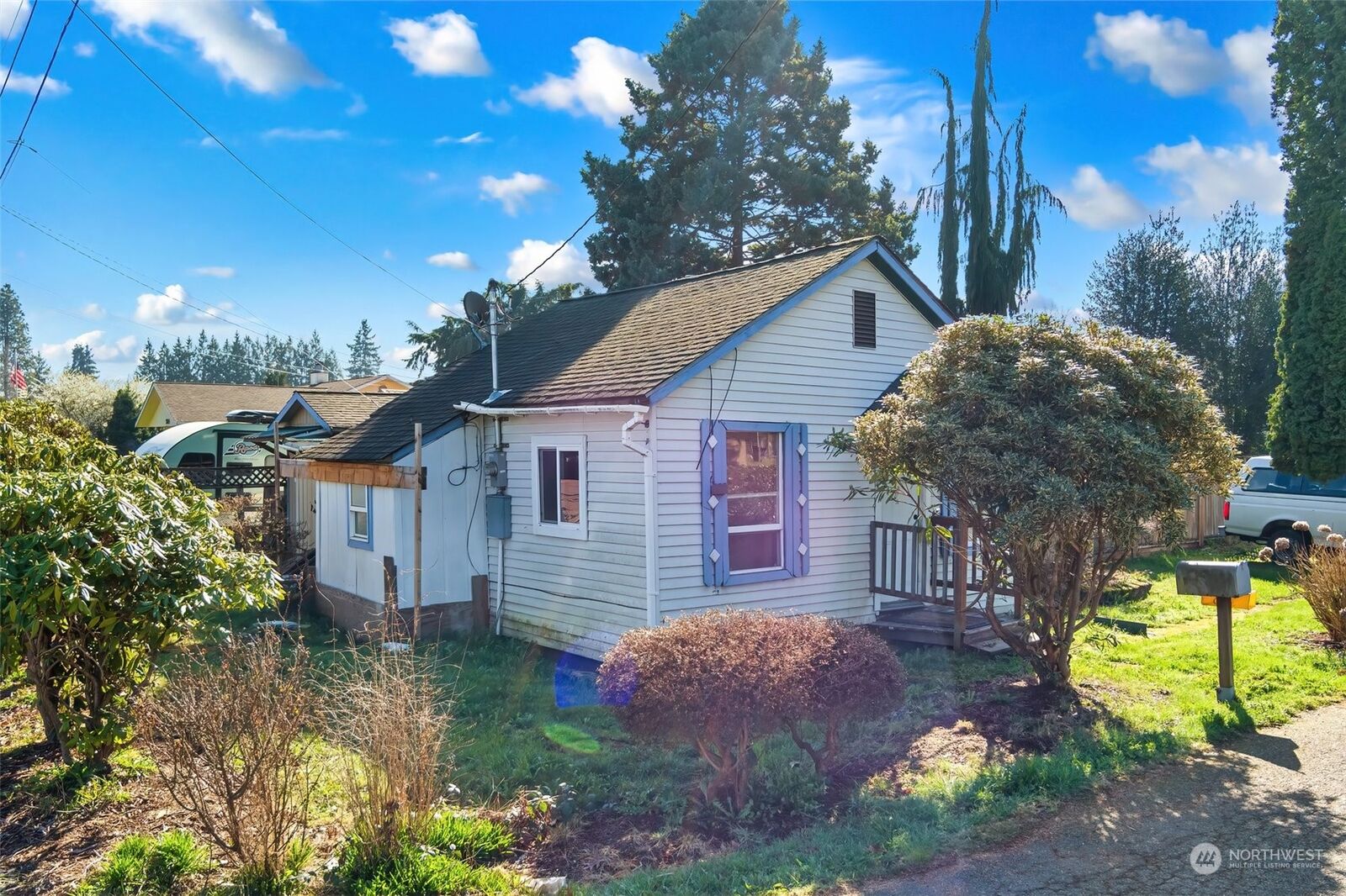 Property Photo: 7313 49th Drive NE WA 98270