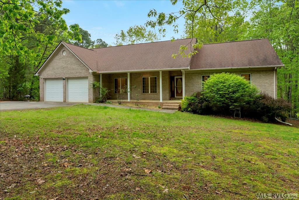Property Photo:  20 Breezewood Rd  VA 23917 