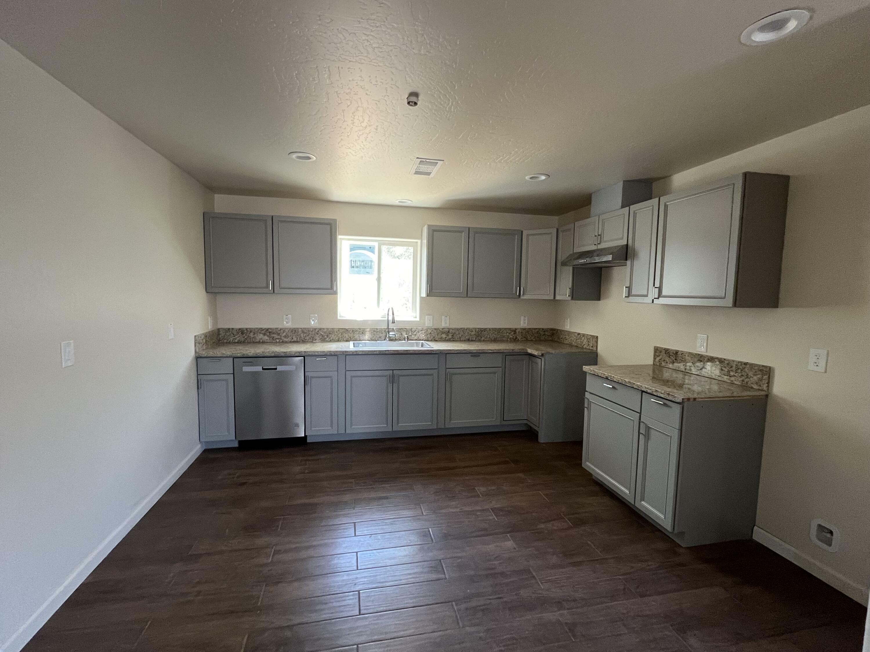 Property Photo:  1703 N Stevenson Street  CA 93291 