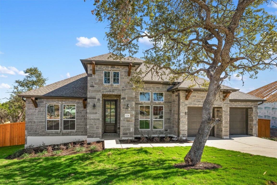 Property Photo: 124 Cherokee Sedge Pass TX 78666