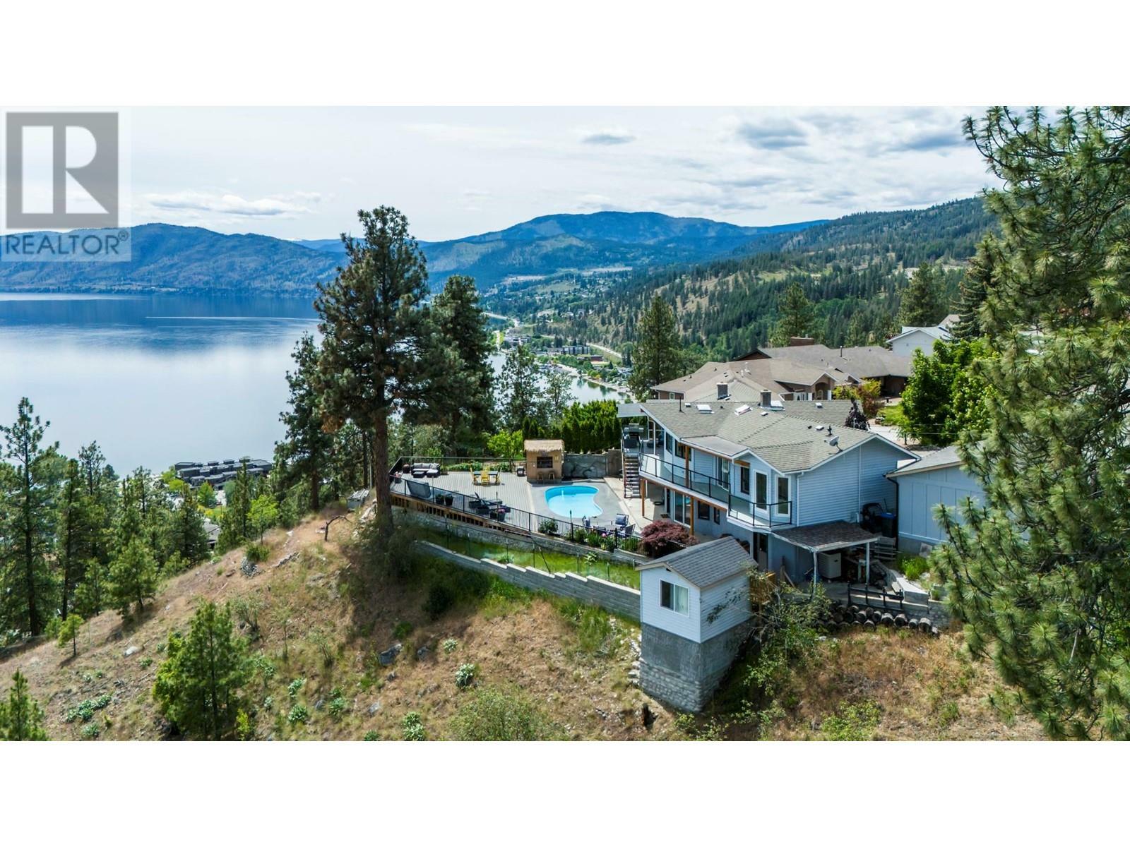 Property Photo:  4181 6 Avenue  BC V0H 1X5 