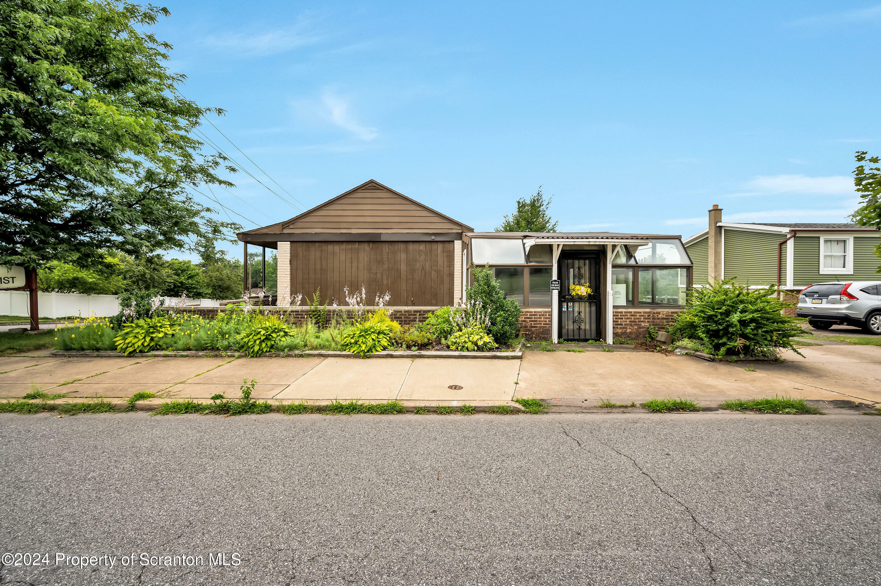 Property Photo:  2328 Pittston Avenue L 14  PA 18505 