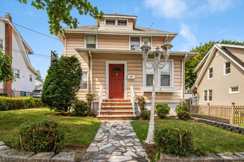 Property Photo:  107 Chestnut St  NJ 07662 