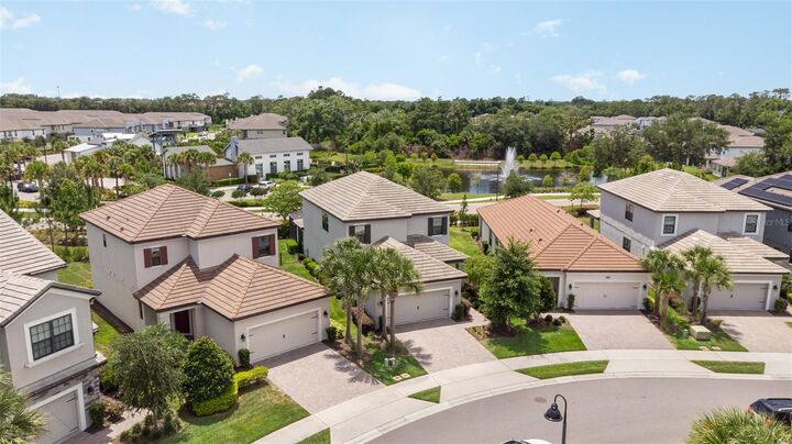 Property Photo:  1102 Wildmeadow Run  FL 32792 