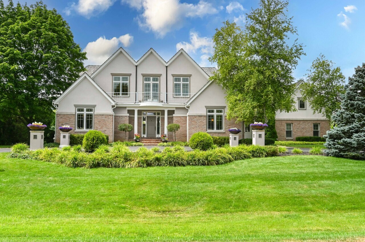 Property Photo: 11415 N Stonefield Ct WI 53092