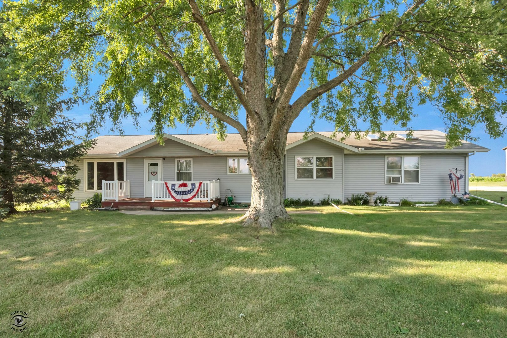 Property Photo:  158 E 200 North Road  IL 60948 