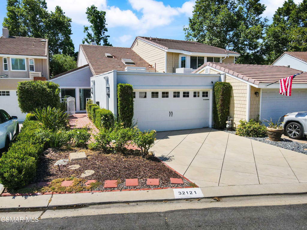 Property Photo:  32121 Harborview Lane  CA 91361 