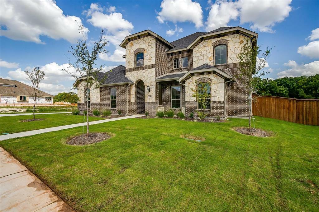 Property Photo:  5406 Stone Lane  TX 76065 