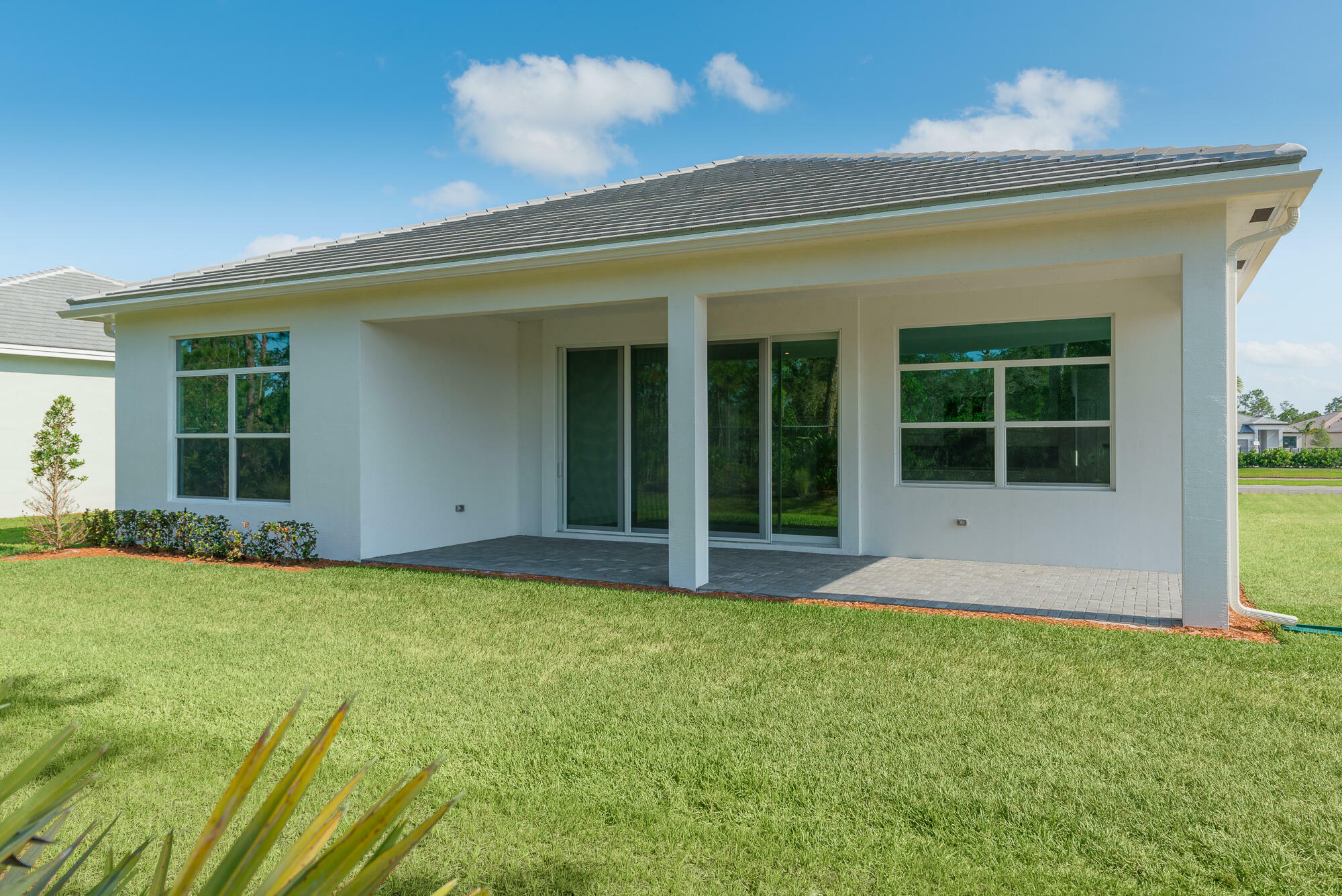 Property Photo:  2301 SE Canopy Cove Lane  FL 34984 