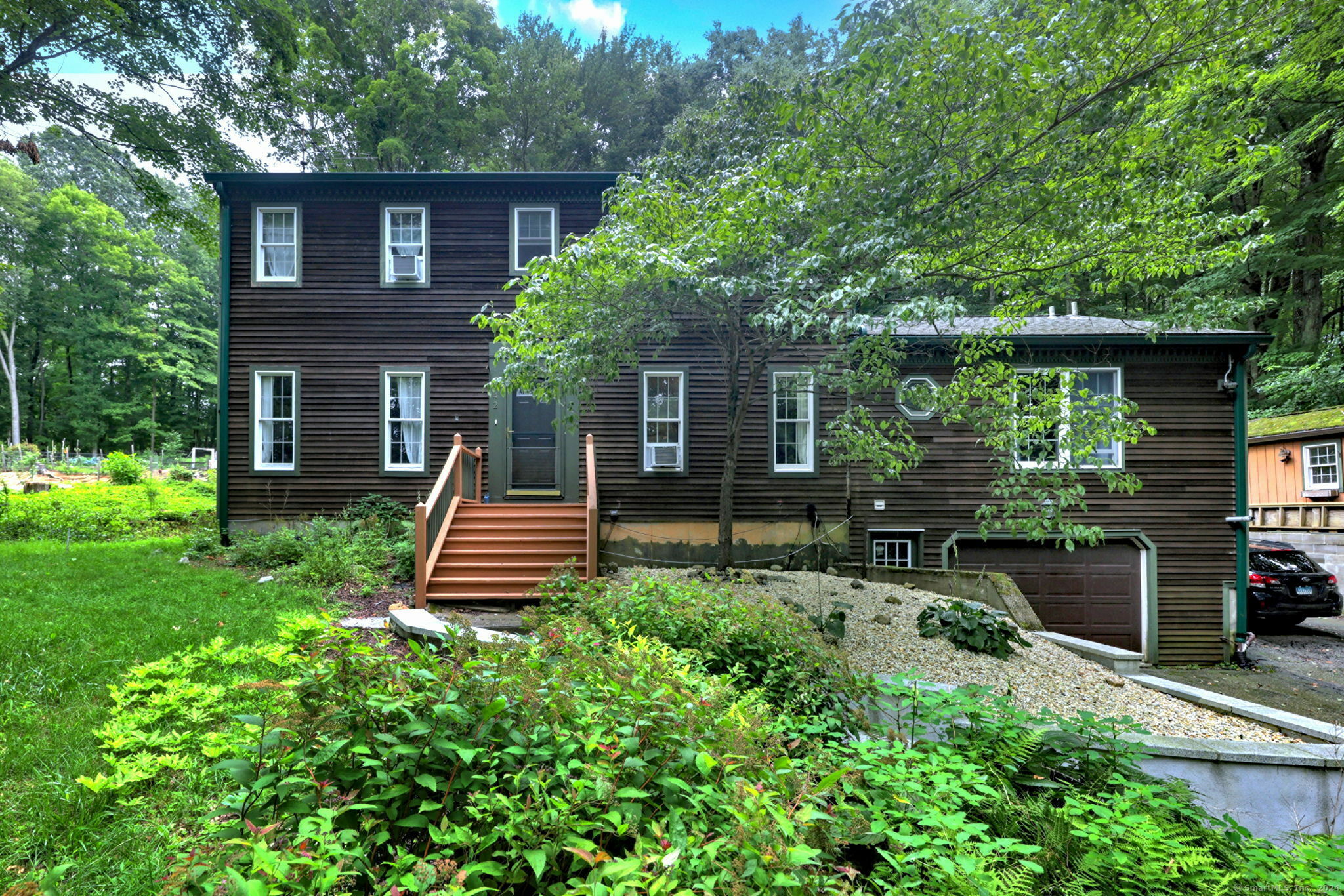 Property Photo:  142 Turkey Roost Road  CT 06468 