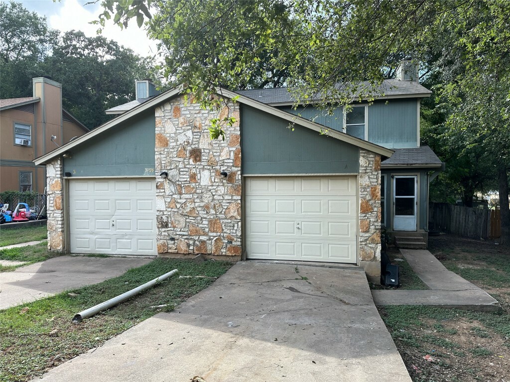 Property Photo:  1308 NE Cool Shadow Drive A &Amp B  TX 78617 