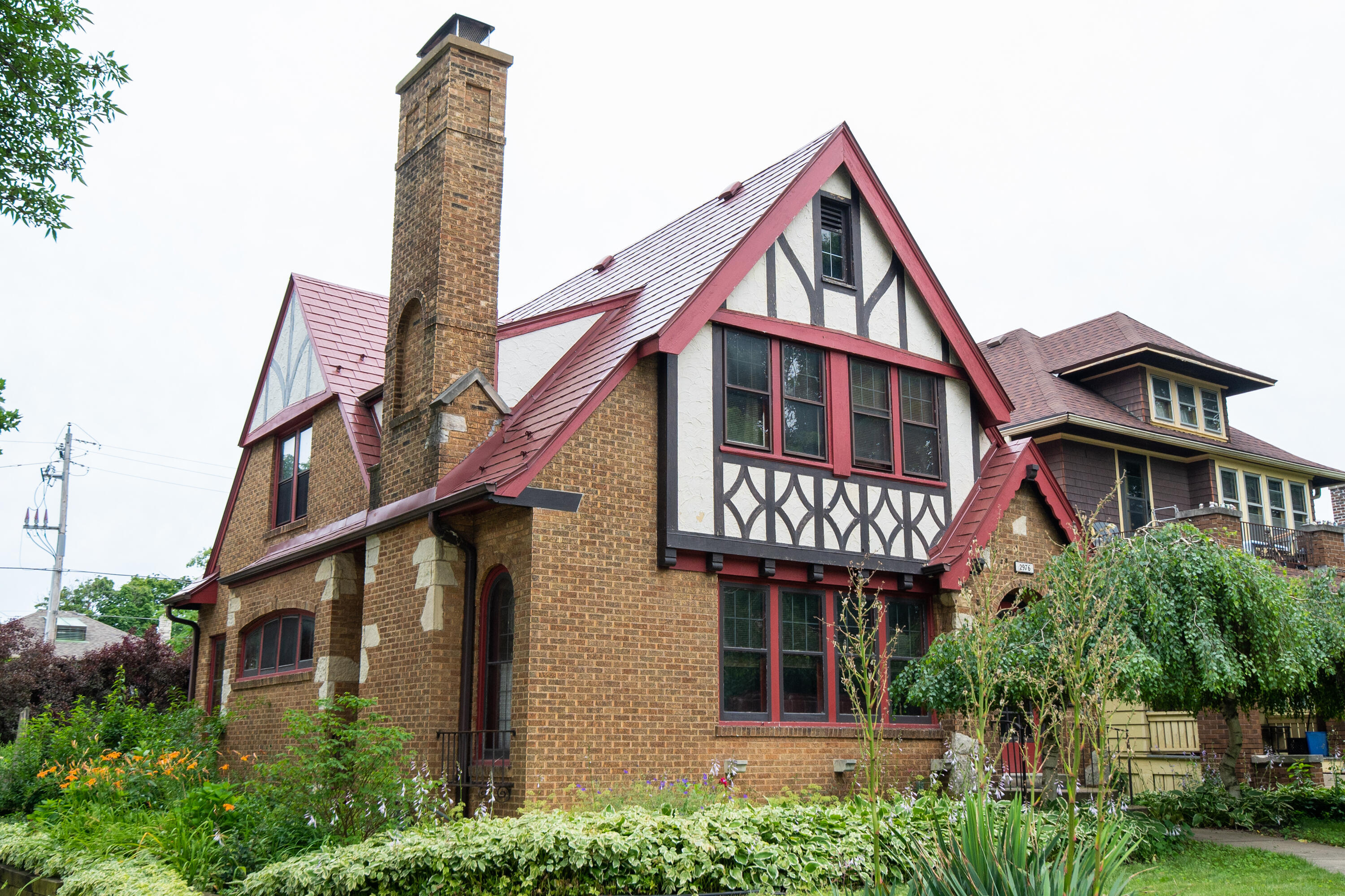 Property Photo:  2976 N 44th St  WI 53210 