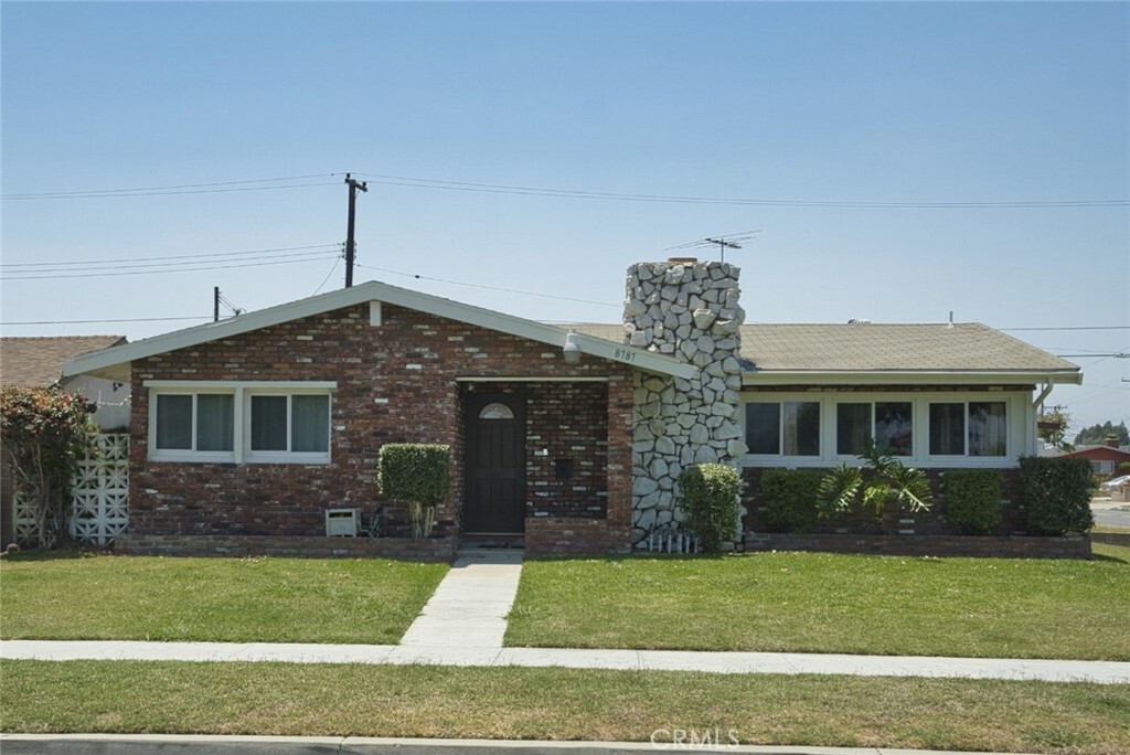 Property Photo:  8787 Pierce Drive  CA 90620 