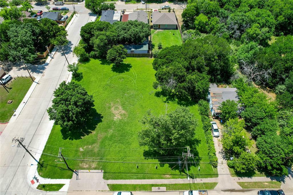 Property Photo:  3311 Iroquois Street  TX 75212 