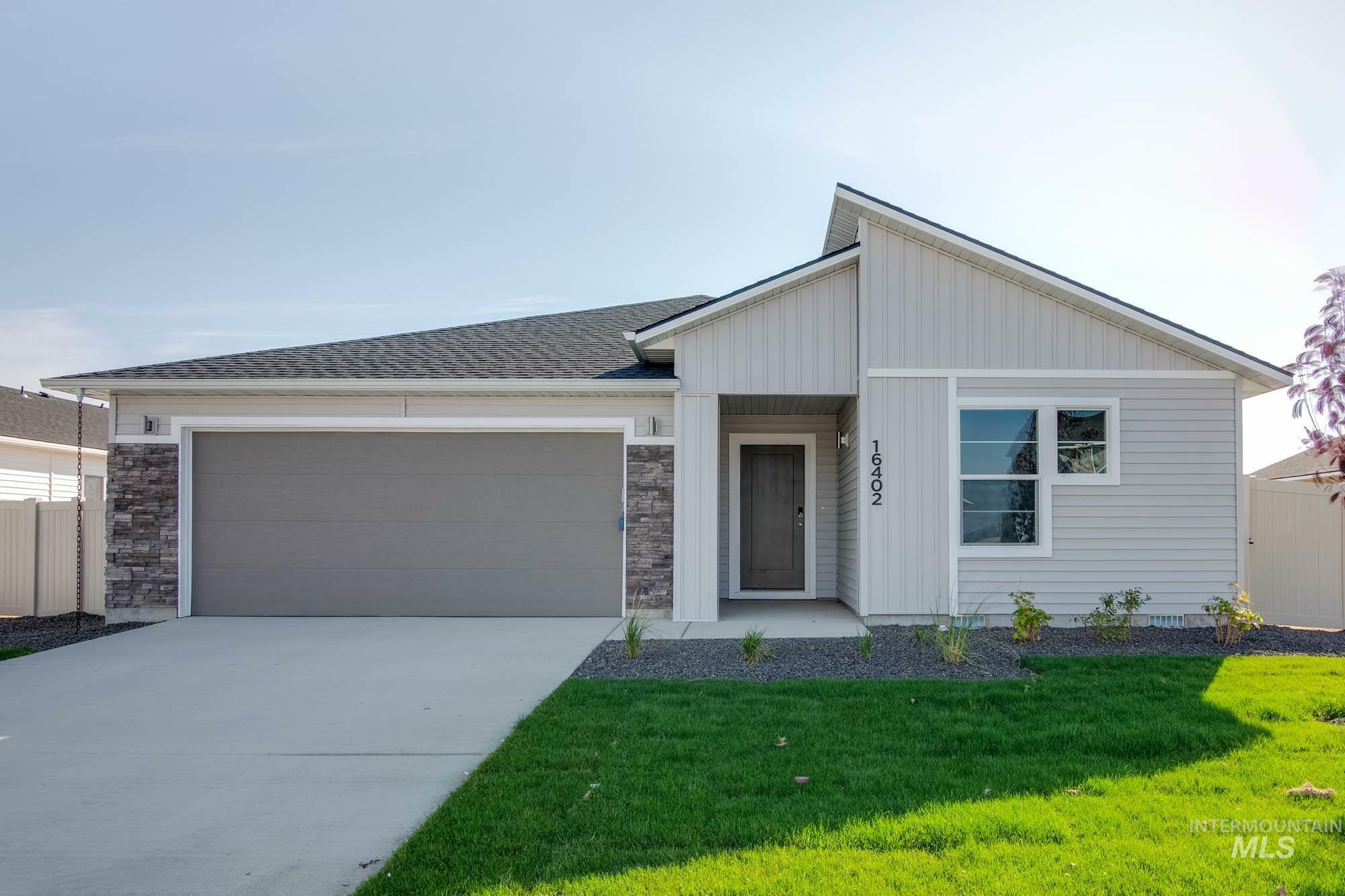 Property Photo:  1067 Quartzite Ave  ID 83644 