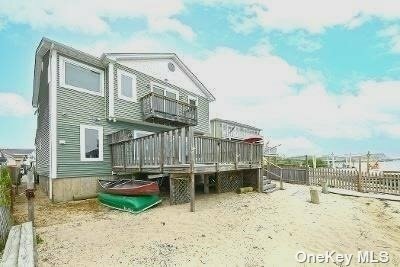 Property Photo:  190 Bayview Avenue  NY 11757 