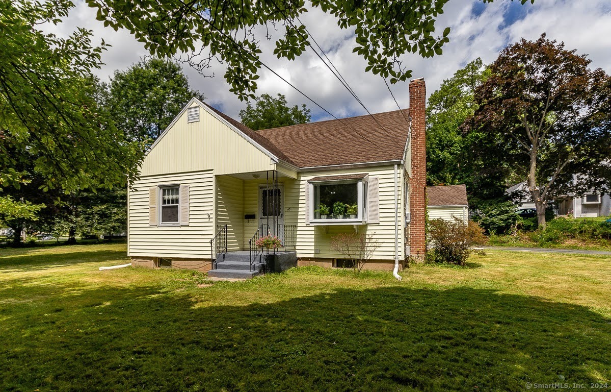 Property Photo:  10 Fisk Drive  CT 06111 