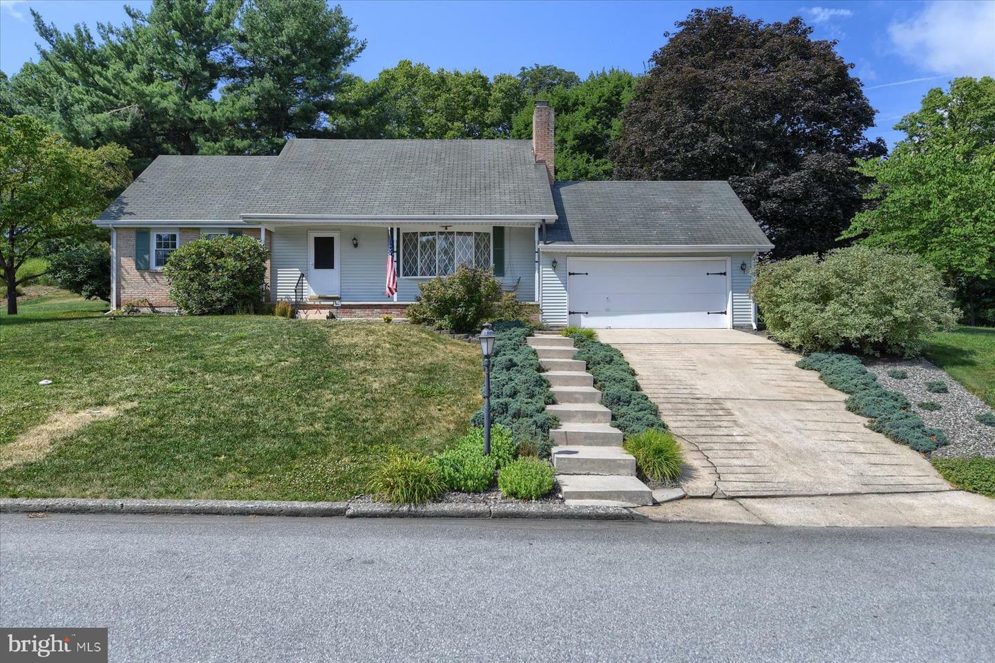 Property Photo:  114 Bunker Hill Road  PA 17070 