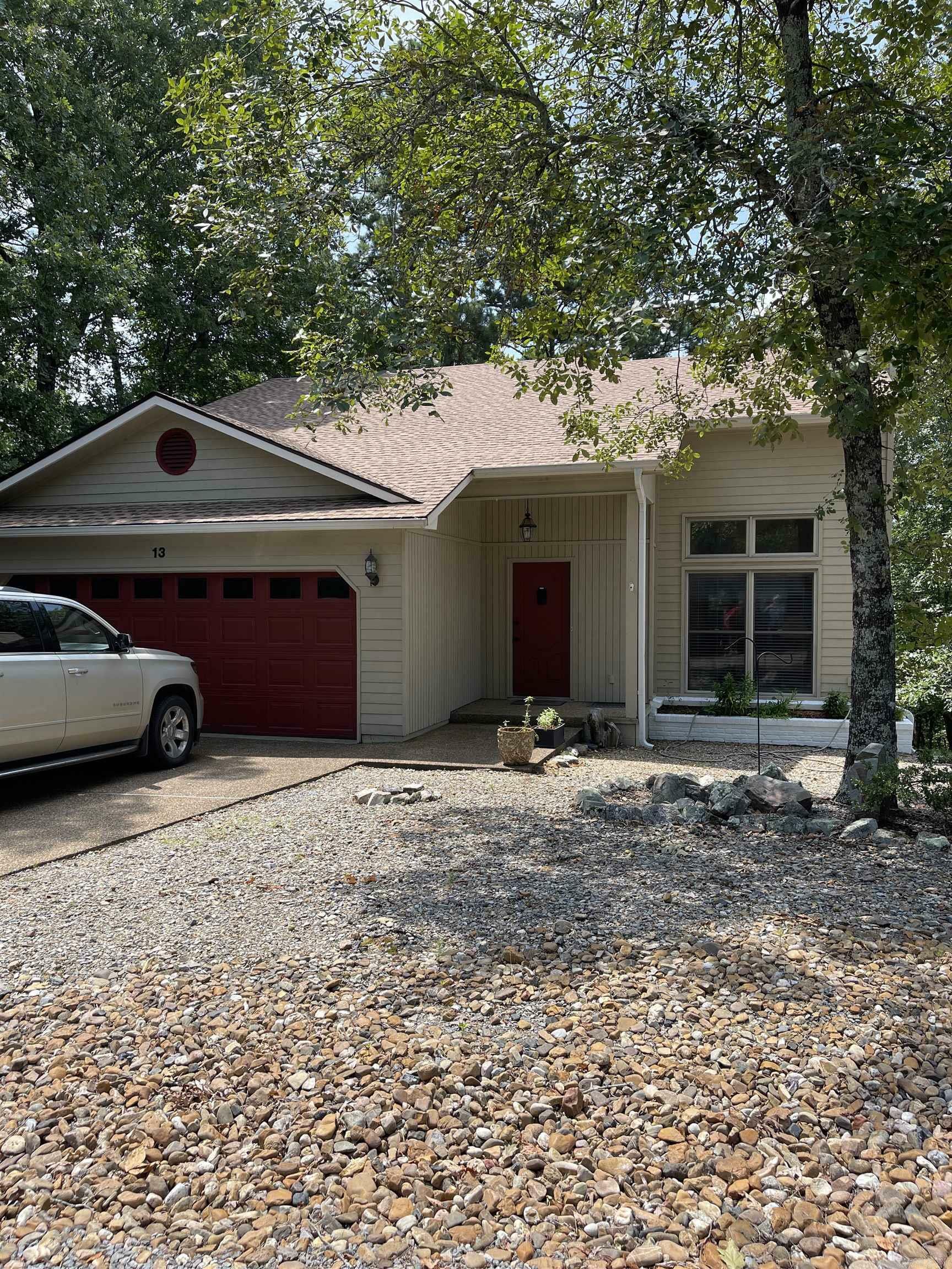 Property Photo:  13 Alarcon Lane  AR 71909 